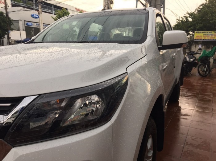 Chevrolet Colorado 2.5 LT 1 cầu 2017 mới, mạnh mẽ ấn tượng, trả góp lên đến 90%