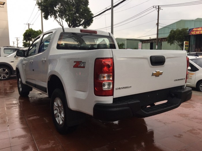 Chevrolet Colorado 2.5 LT 1 cầu 2017 mới, mạnh mẽ ấn tượng, trả góp lên đến 90%