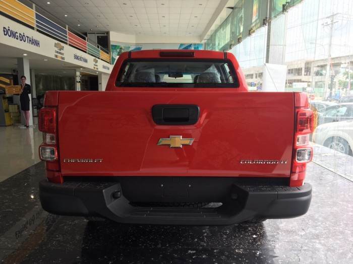 Chevrolet Colorado Hoàn Toàn Mới 2017 Màu Đậm Chất Mỹ