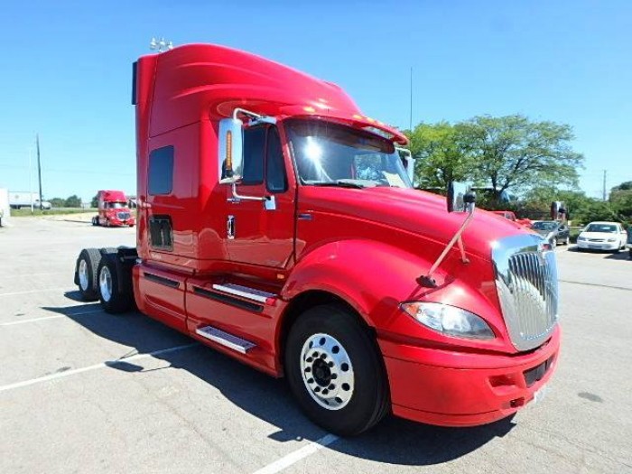 Đầu kéo mỹ maxxfoce hoàng huy 1 giường đời 2012