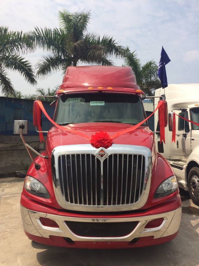 Đầu kéo mỹ maxxfoce hoàng huy 1 giường đời 2012