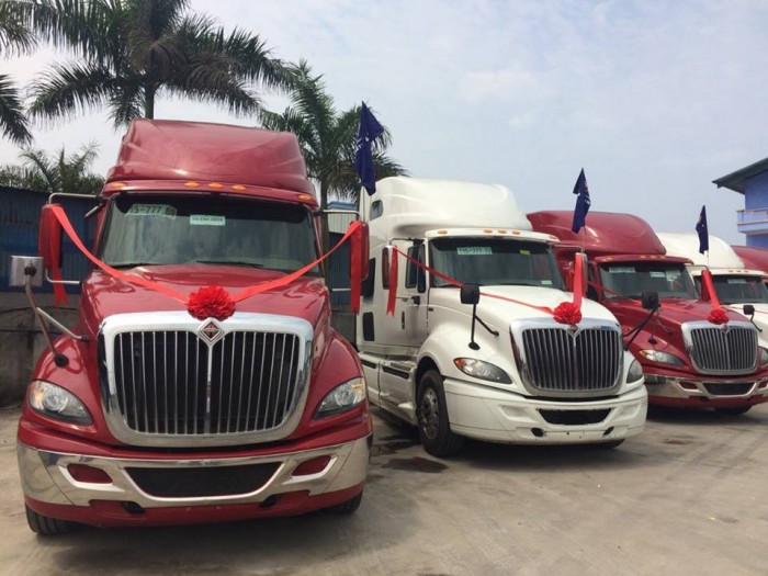 Đầu kéo mỹ maxxfoce hoàng huy 1 giường đời 2012