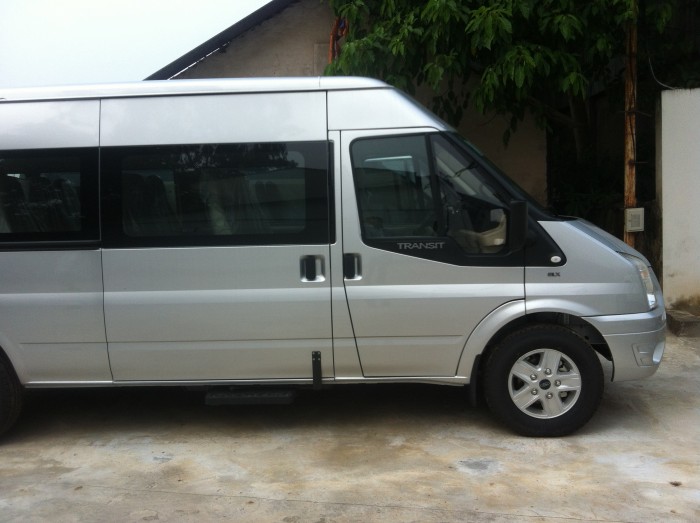 Bán Ford Transit Mid 2016 màu bạc giảm giá lớn, Giao xe trên toàn quốc quà tặng hấp dẫn