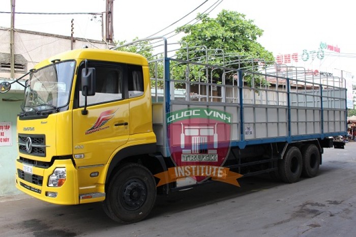 Bán xe dongfeng 3 chân 15 tấn thùng mui bạt nhập khẩu nguyên con trả góp