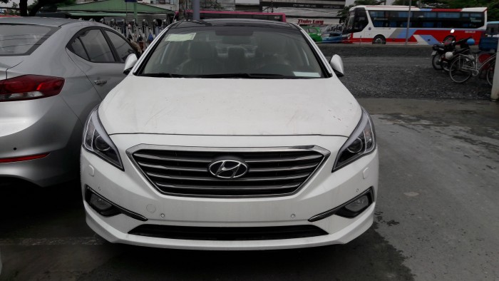 Khuyến mãi lớn trong tháng 11/2016 khi mua Hyundai Sonata sẽ được tặng bảo hiểm vật chất 1 năm