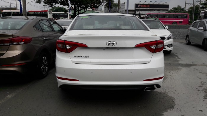 Khuyến mãi lớn trong tháng 11/2016 khi mua Hyundai Sonata sẽ được tặng bảo hiểm vật chất 1 năm