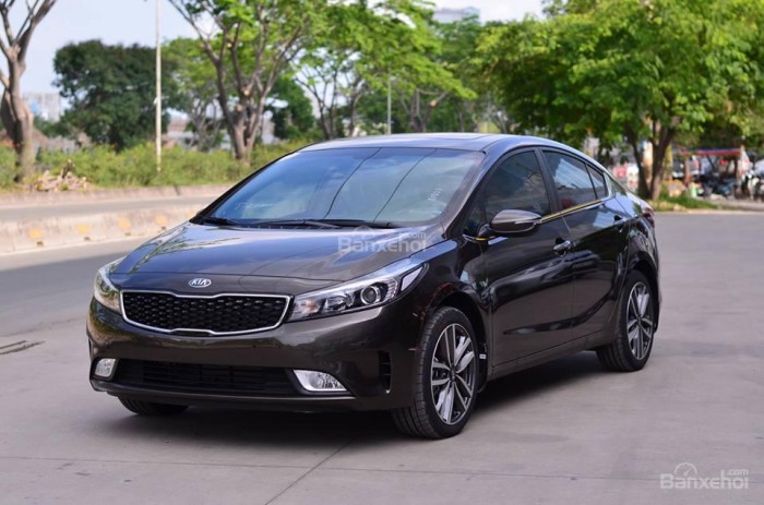 Cerato 2.0 màu nâu mạnh mẽ cá tính , tặng BHVC, BHTNDS và các quà tặng khác