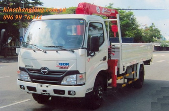 Xe tải gắn câu unic 2 tấn