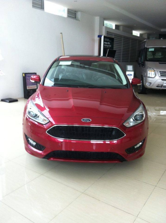 Bán Ford Focus 1.5 Ecoboot các màu giá tốt có xe giao ngay quà tặng hấp dẫn