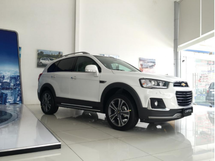 Chevrolet Captiva Revv 2016  Màu Trắng Nhiều Khuyến Mãi Hấp Dẫn Trong Tháng 11