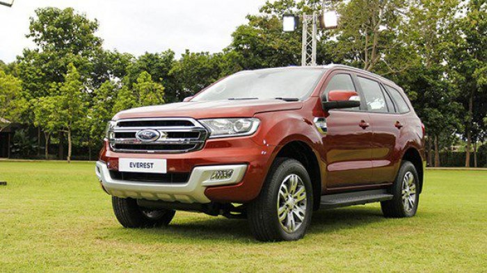 Bán Ford Everest 2.2 titanium 2016