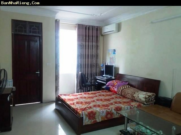 Bán nhà đẹp Nguyễn Trãi 30m, 4T, MT 3.5m, 3.1 tỷ.