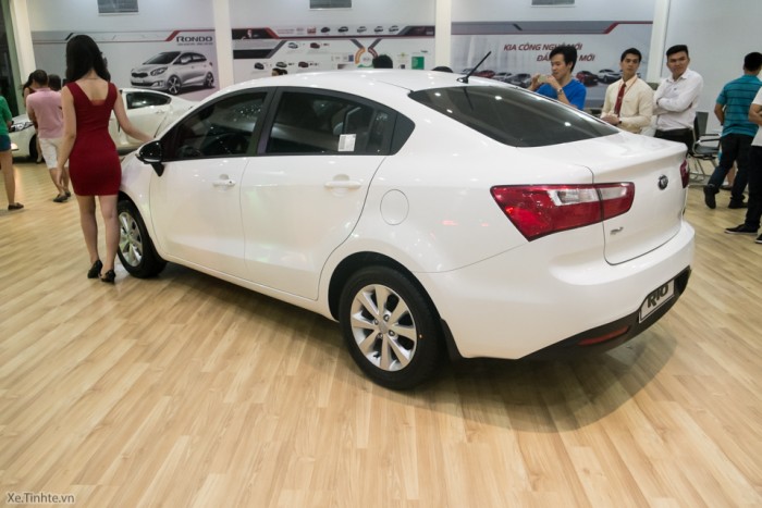 Kia Rio - nhập khẩu nguyên chiếc theo tiêu chuẩn quốc tế,nay giá cực kì ưu đãi