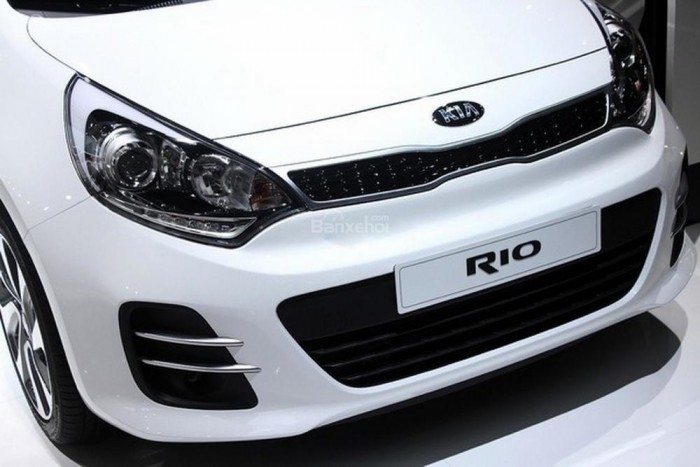 Kia Rio - nhập khẩu nguyên chiếc theo tiêu chuẩn quốc tế,nay giá cực kì ưu đãi