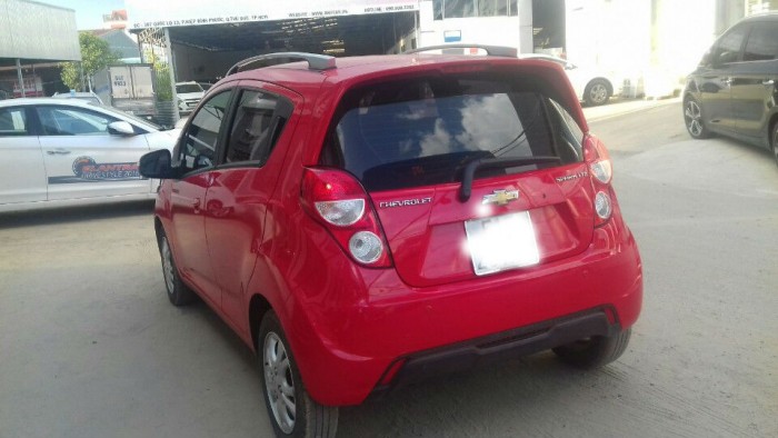 Chevrolet spart LTZ 1.0 AT 2015