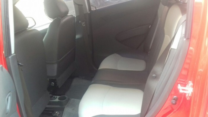 Chevrolet spart LTZ 1.0 AT 2015