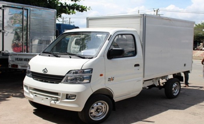 Veam 850kg thùng kín, giá còn giảm, giao xe ngay