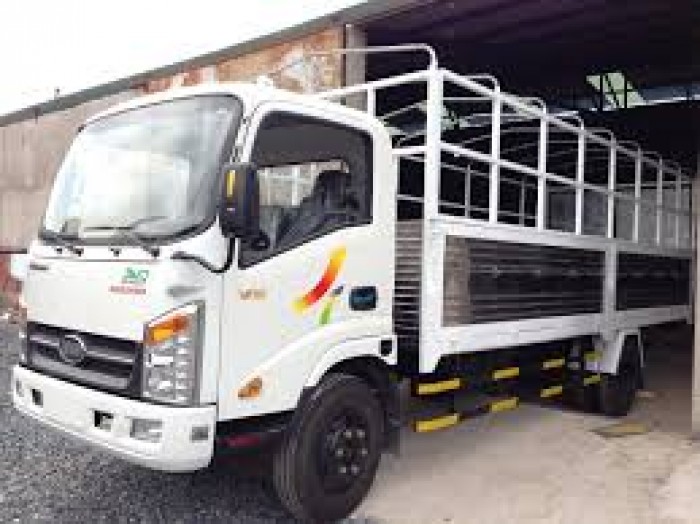 Veam 990KG, máy hyundai, cabin Isuzu, thùng kín, giá chưa giảm, giao xe ngay.