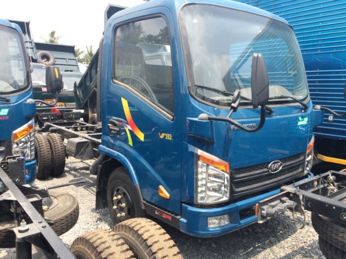 Xe tải VEAM 2T4 VT252, giá chưa giảm, giao xe nhanh.