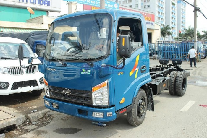 Xe tải VEAM 2T4 VT252, giá chưa giảm, giao xe nhanh.