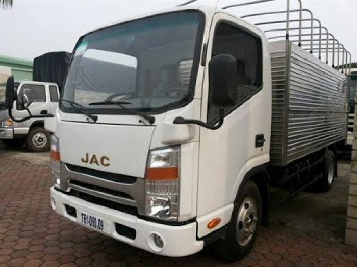 Xe tải  JAC 1,9 Tấn, thùng mui bạt, đại hạ giá chạy hàng dịp Tết