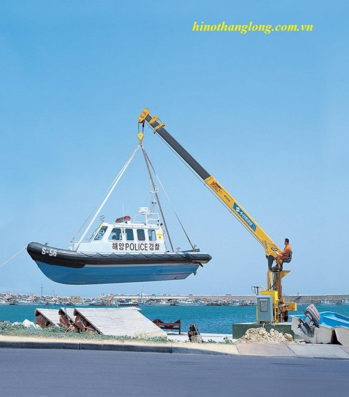 Cẩu tự hành soosan 6 tấn | SCS - 735