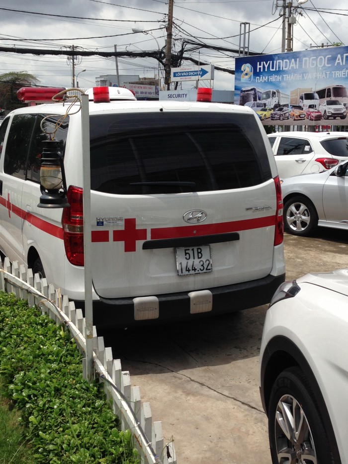 Hyundai Starex cứu thương mới 100%