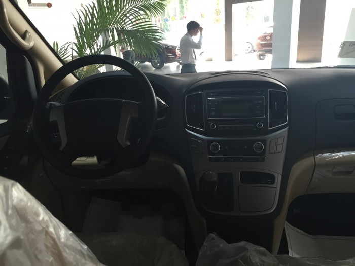 Xe Hyundai Starex 3 chỗ, 6 chỗ, 9 chỗ mới 100%