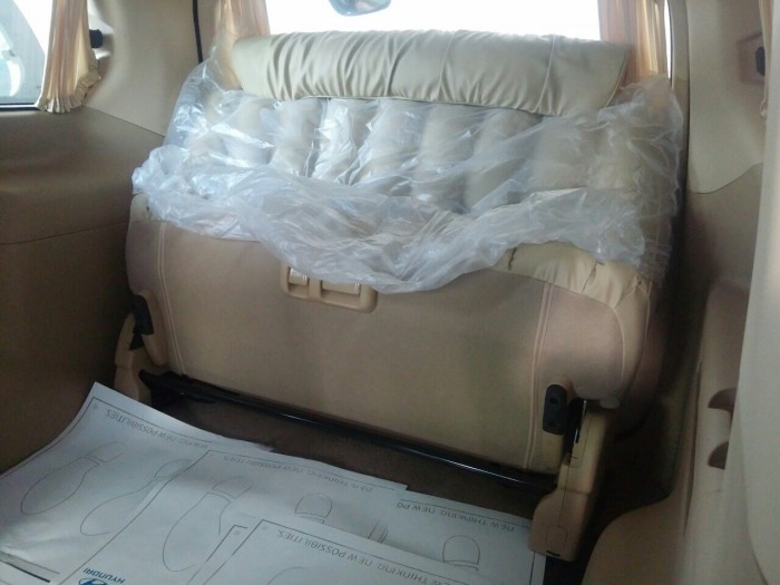 Hyundai Starex 2.4 AT Limousine 2016 mới 100%