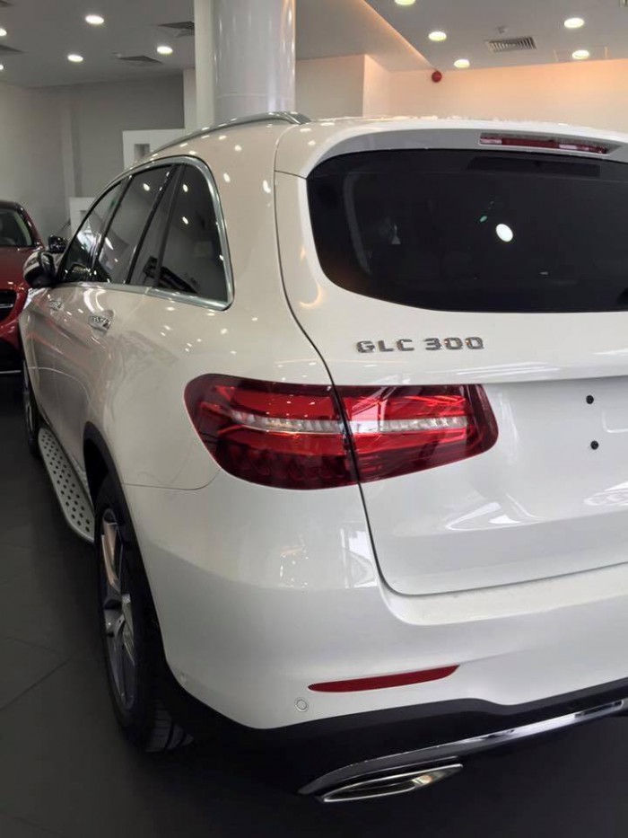 Cần Bán Mercedes Glc 250 Glc 300 đời 2016 Màu Xanh Lam