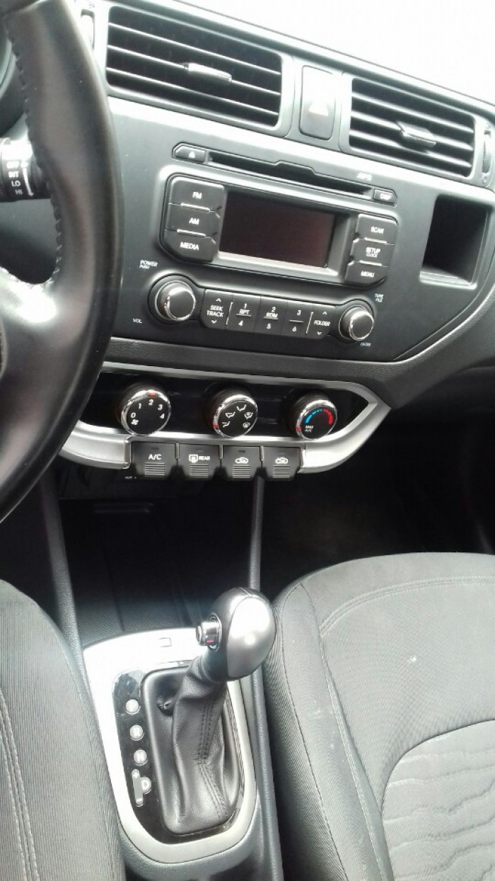 Kia rio1.4AT 2014