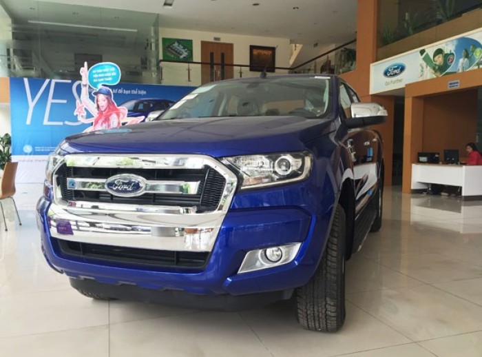 Xe Ford Ranger XLS 4x2 MT, Giá xe ford ranger xls 4x2 mt tốt nhất SG.