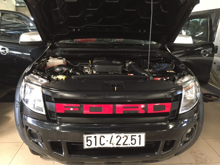 Bán Ford Ranger XLS,canopy sx 2014 màu đen