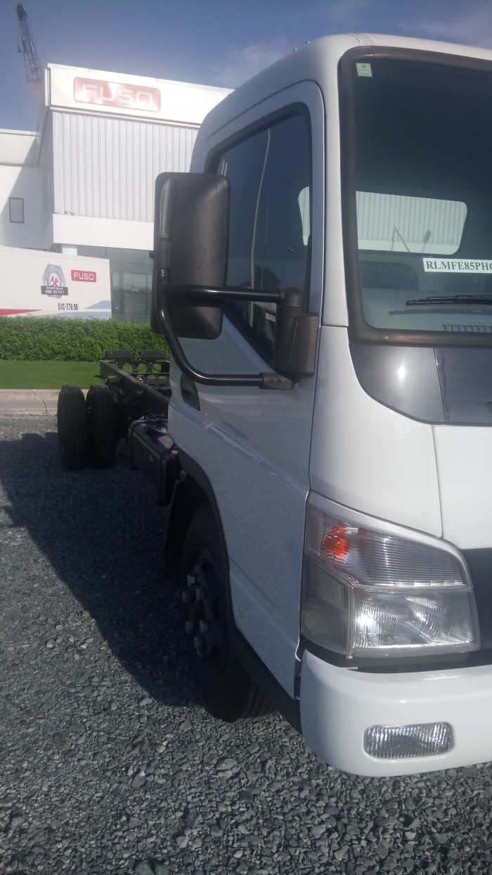 Bán xe tải fuso canter 8.2 tải trọng 5 tấn liên nhệ ngay trong tháng 11 để có giá tốt