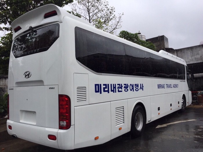 Hyundai universe nhập khẩu nguyên chiếc