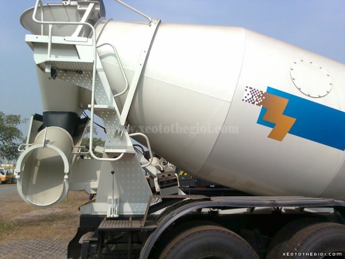 Tổng Đại lý Hyundai bán Hyundai Mixer HD270 thùng trộn bê tông 7 m3