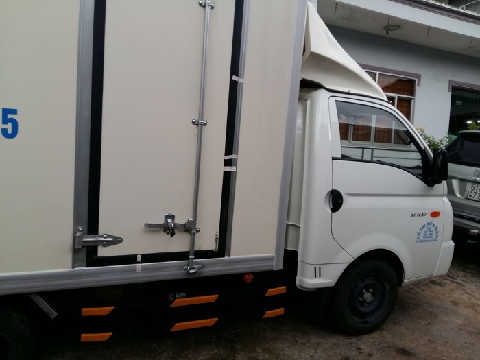 Xe tải hyundai H100 dòng 1tấn giá rẻ hỗ trợ vay ngân hàng tối đa