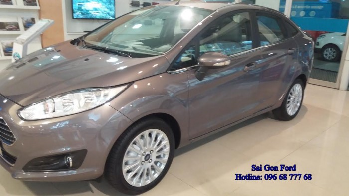 Khuyến mãi Ford Fiesta Titanium, số tự động, trả trước 150 triệu, giao xe ngay