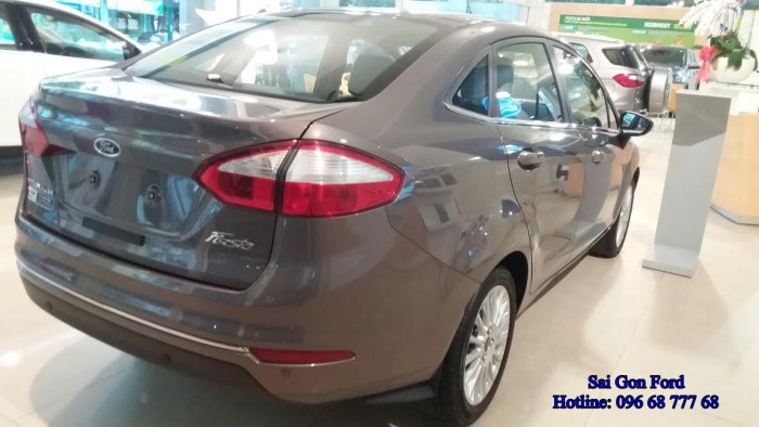 Khuyến mãi Ford Fiesta Titanium, số tự động, trả trước 150 triệu, giao xe ngay