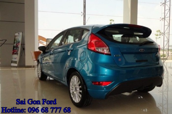 Khuyến mãi Ford Fiesta 1.0 Ecoboost, trả trước 150 triệu, giao xe ngay, lãi suất thấp