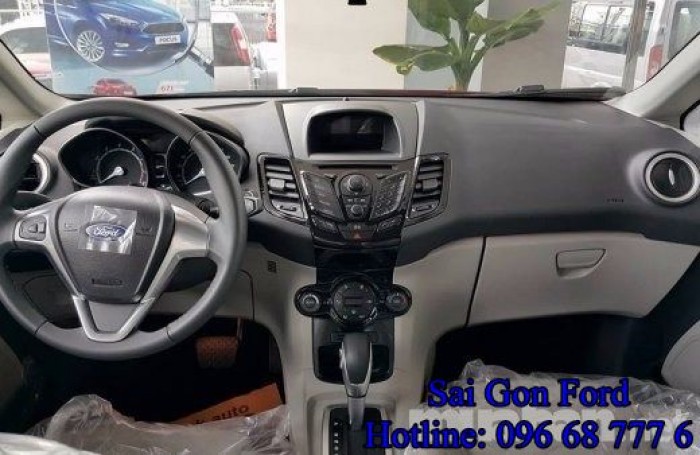 Ưu đãi lớn khi mua Ford Fiesta 1.5 AT Sport, số tự động, trả trước chỉ 150 triệu, giao xe ngay