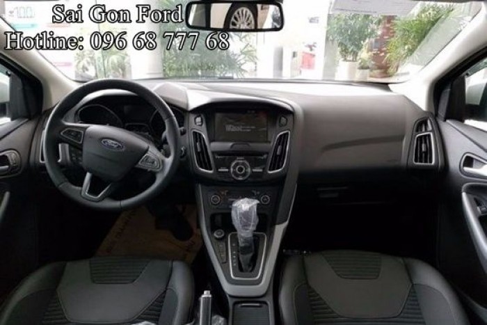 Khuyến mãi Ford Focus 1.5L Sport AT (5 cửa). Trả trước 150 triệu, giao xe ngay