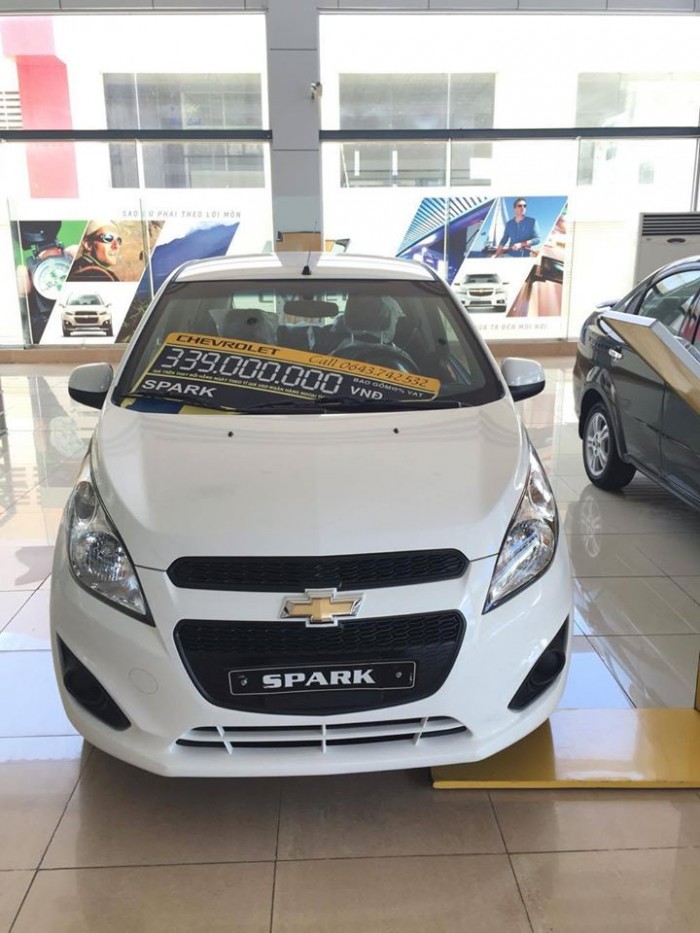 Bán Chevrolet Spark 1.2LS - Chỉ cần 110 triệu là có thể lấy xe về - hỗ trợ từ ngân hàng với lãi suất thấp