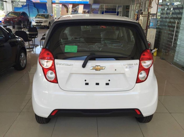 Bán Chevrolet Spark 1.2LS - Chỉ cần 110 triệu là có thể lấy xe về - hỗ trợ từ ngân hàng với lãi suất thấp