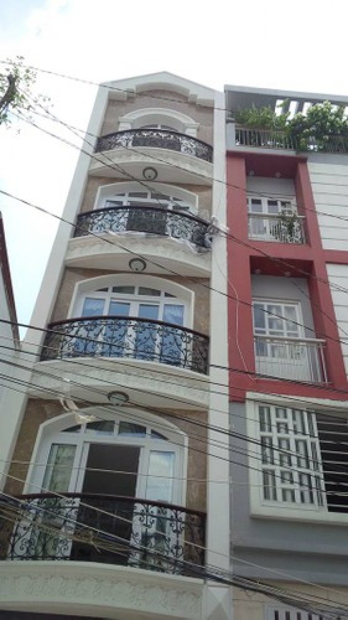 Bán nhà riêng đẹp mới 95% MT 6m Hoa Lan, phường 2, Phú Nhuận. DT 64m2 vuông vức