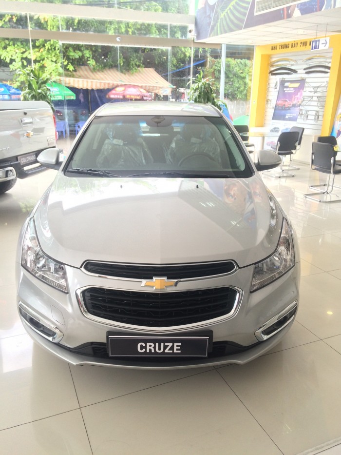 Chevrolet Cruze LT 1.6 số sàn phiên bản 2017 - Hồng Anh Chevrolet Cần Thơ