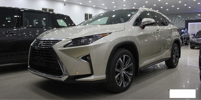 Giao ngay xe mới nhập khẩu Mỹ Lexus Rx350 màu vàng cát, Full option