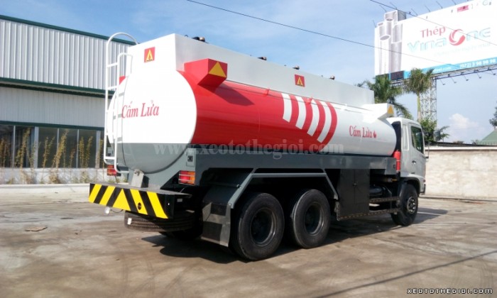 Đại lý xe Hino bán Hino Bồn chứa xăng dầu 24 tấn/ 18 m3, có sẵn giao xe ngay