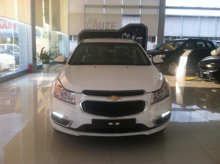 Bán xe chevrolet cruze số tự động 1.8 AT đời 2017 giá tốt nhất
