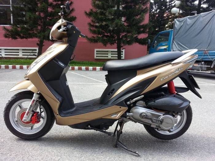 Kymco Candy4U 110 Vàng Gold Phiên Bản Đặc Biệt Kiểu Dáng Honda Vision Tuyệt Đẹp.